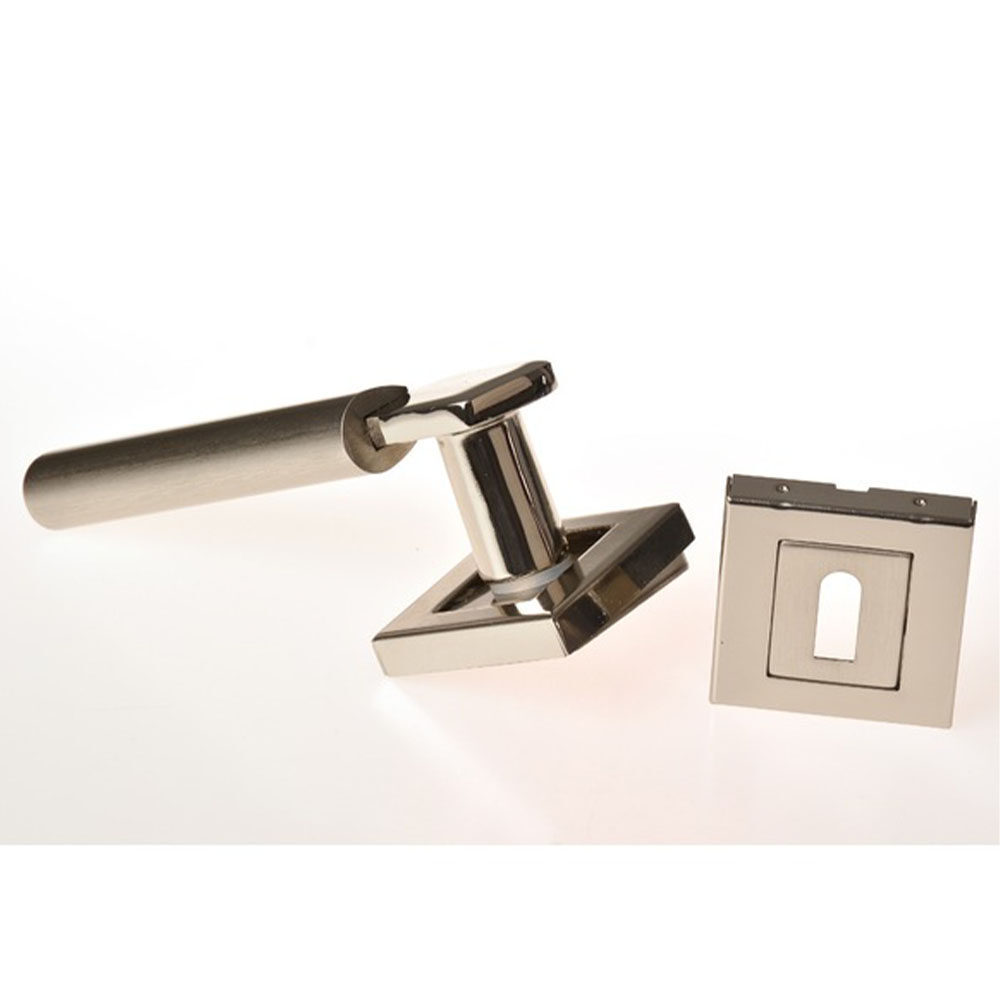 ÇELİK KAPI KOLU LİNDA KARE LÜX SOL ROZETLİ ALÜMİNYUM